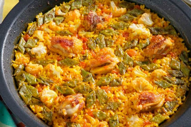 The Chicken Paella recipe with chorizo Paella Recipes